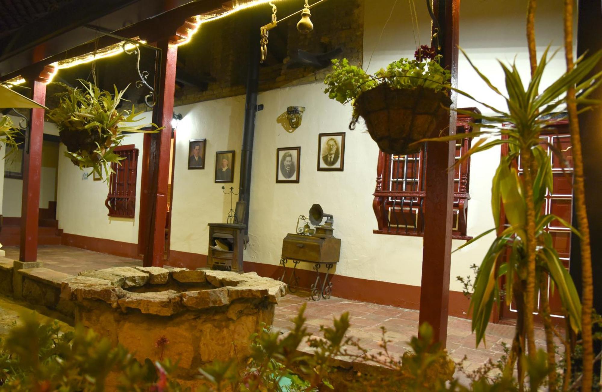 Hotel Cacique Real Zipaquirá Buitenkant foto