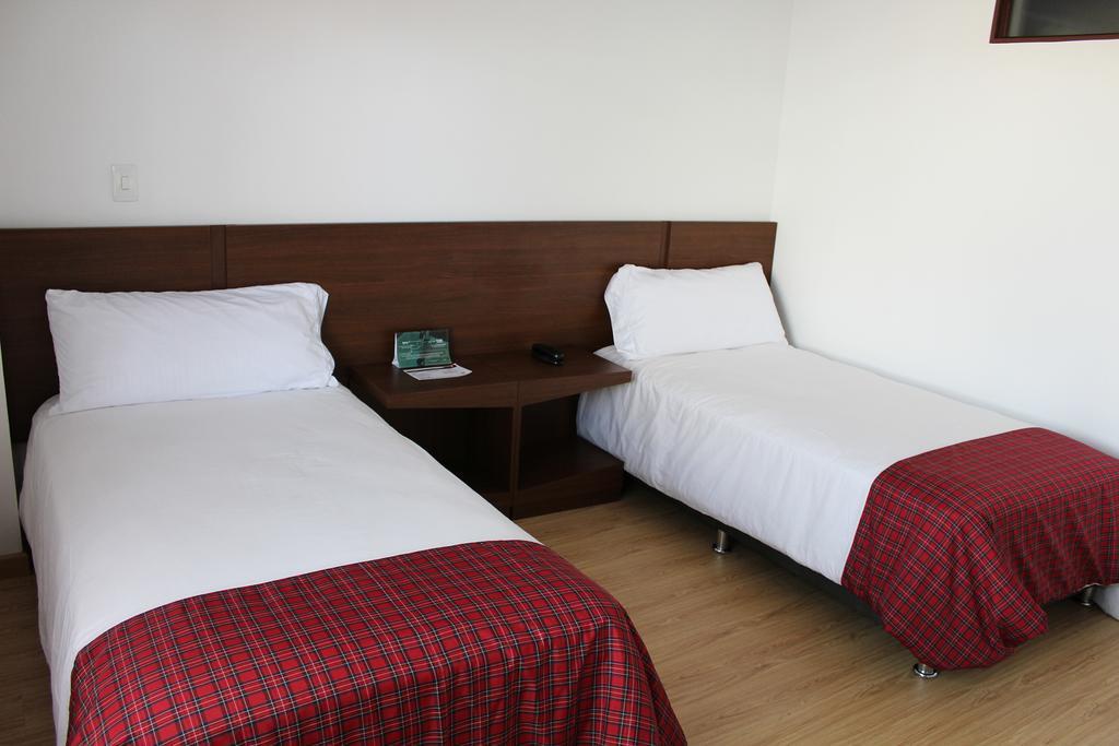 Hotel Cacique Real Zipaquirá Buitenkant foto